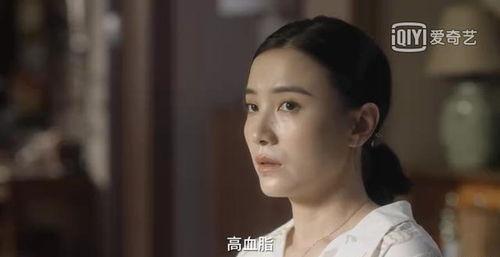 老妈儿打儿子的吃瓜视频,吃瓜群众围观家庭教育现场